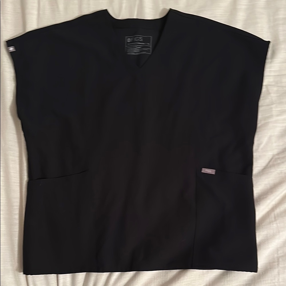 Figs Adella Oversized Black V-Neck Scrub Top